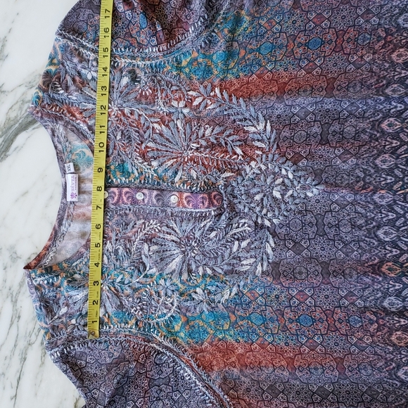 Sevya silky tunic xxl to 1x - Picture 7 of 16